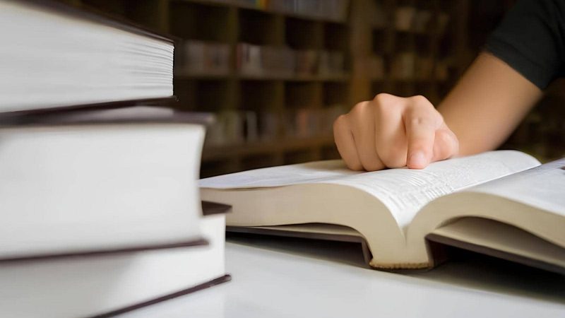 Як обрати редактора для своєї книги